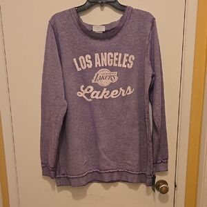 Women's NBA Los Angeles Lakers Purple Pullover Sweatshirt. NWT.